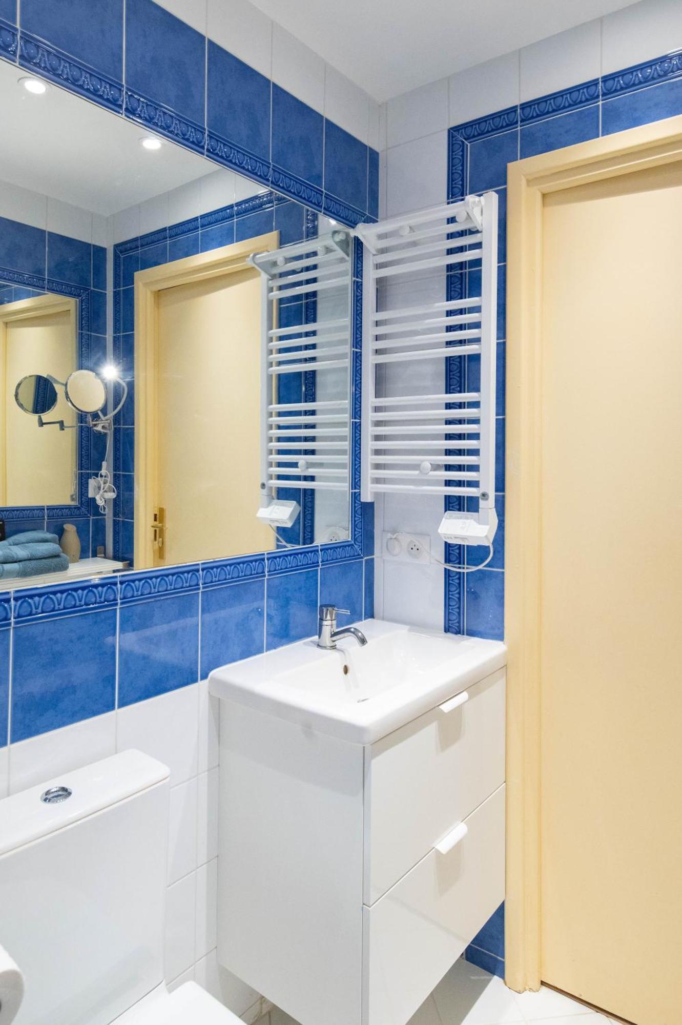 Haliviera - Golden Square, 1Min From Beach Apartment Ница Екстериор снимка